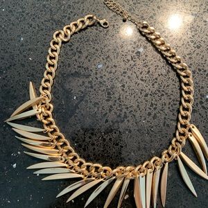 Statement necklace